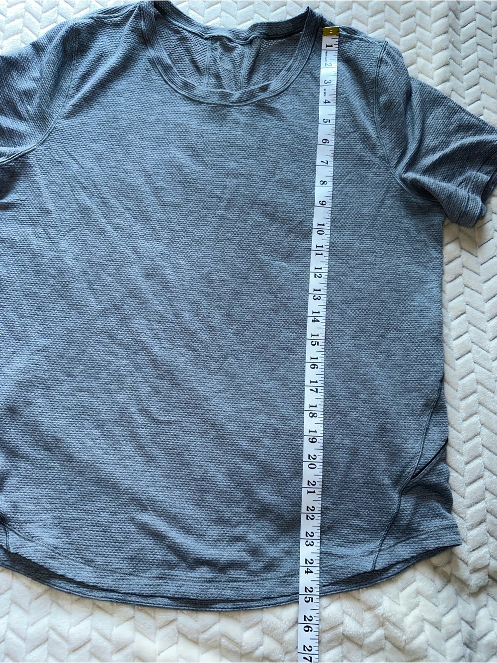 Lululemon Long Distance Short Sleeve Shirt Heather Grey Size 8-10 PTP 20.5” - Picture 3 of 6